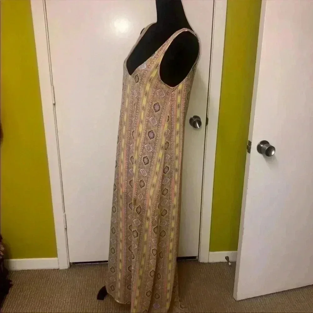 Mumu Patterned Maxi Dress Size Small🍓 - Picture 3 of 8